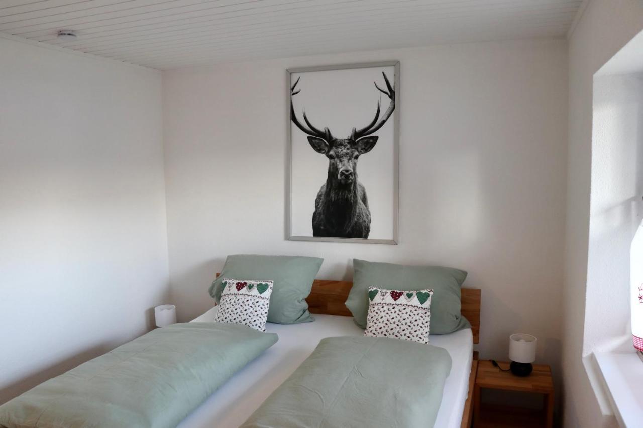 Ferienwohnung Am Schwellenweiher フェルトベルク エクステリア 写真